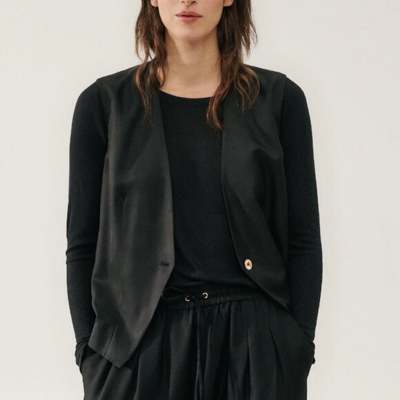 Silk Laundry Slouch Silk Vest - Picture 1 of 5